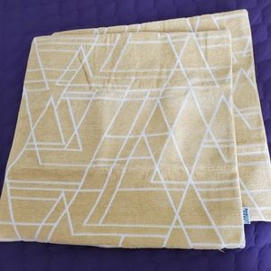 2 Pillow covers 18x18